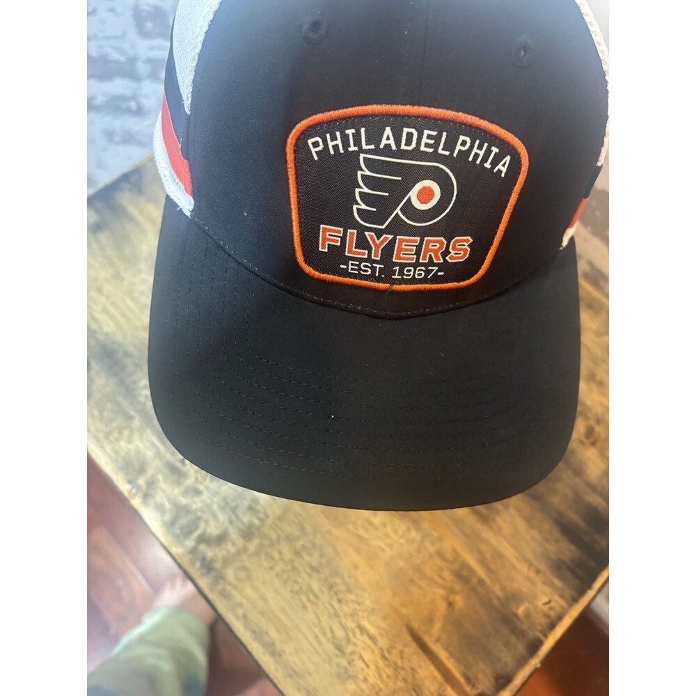 Philadelphia Flyers Fanatics Branded Fundamental Structured Trucker - Herr